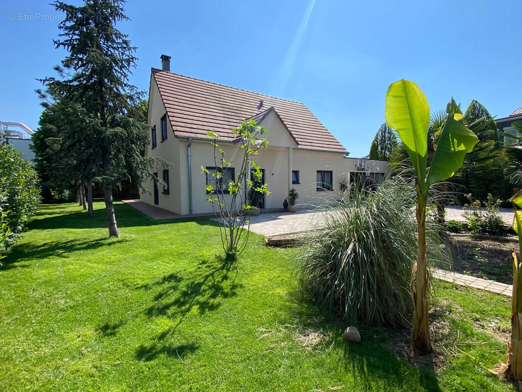 Maison à HUNINGUE