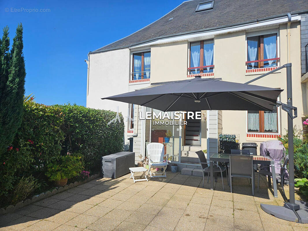 Maison à MONTIVILLIERS