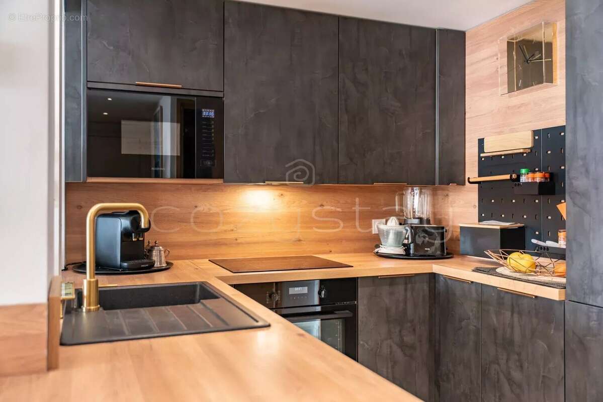 Appartement à VALLAURIS