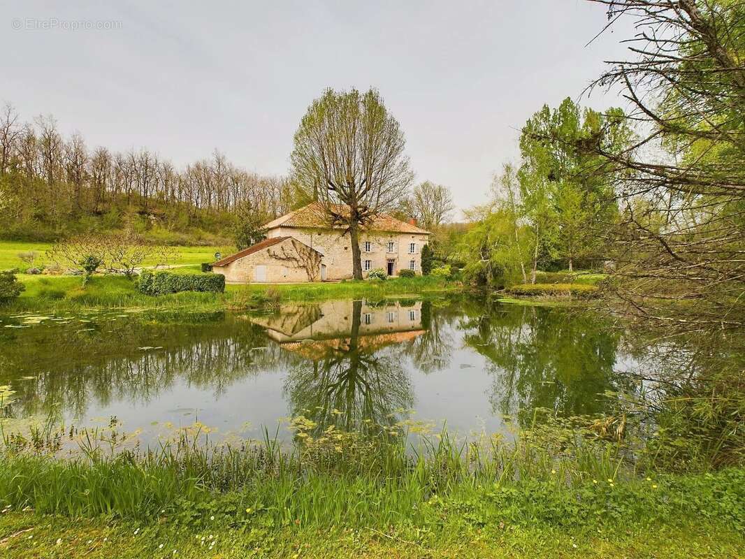Maison à CORDES-SUR-CIEL