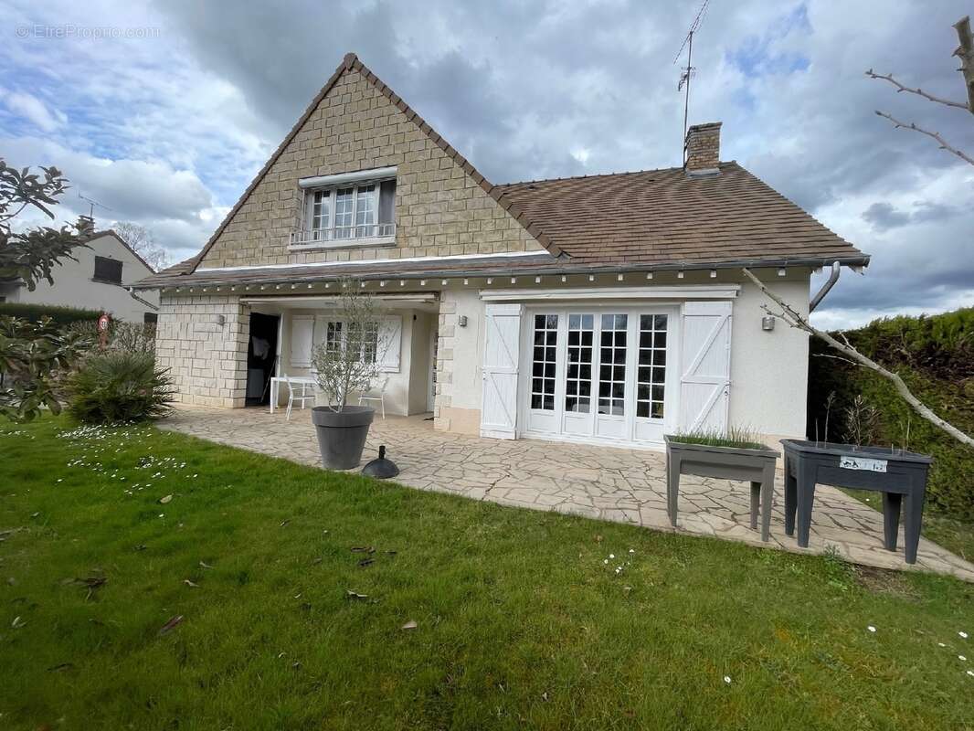 Maison à MILLY-LA-FORET