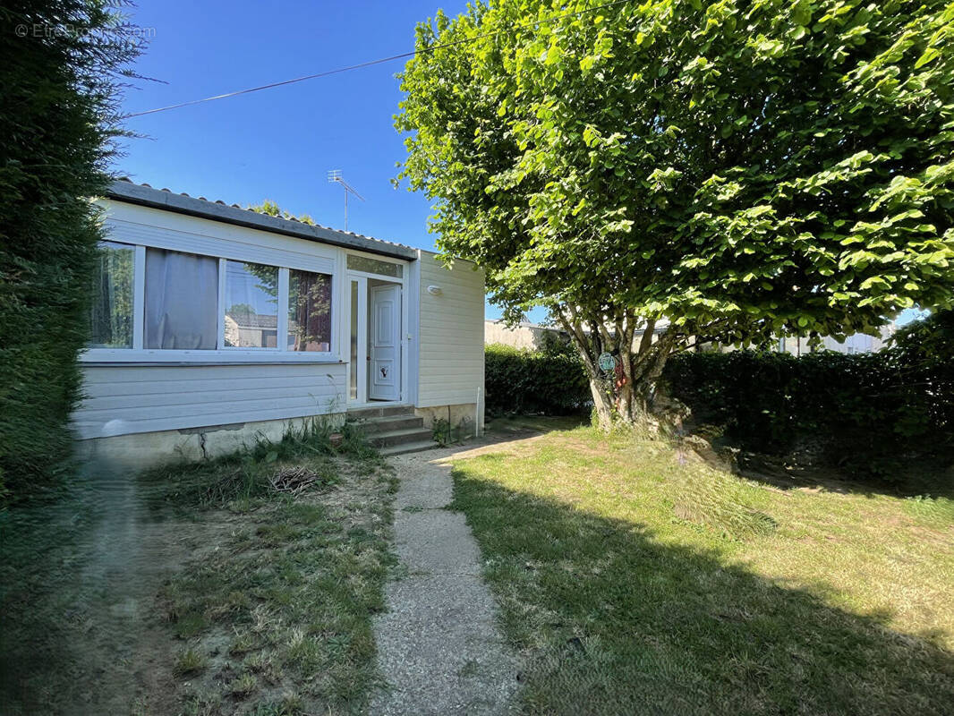 Maison à VIBRAYE