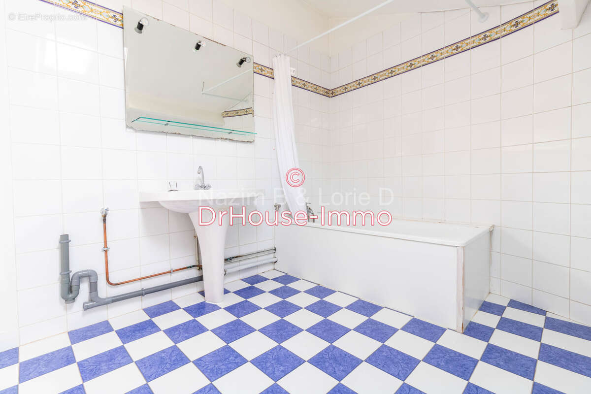 Appartement à VERT