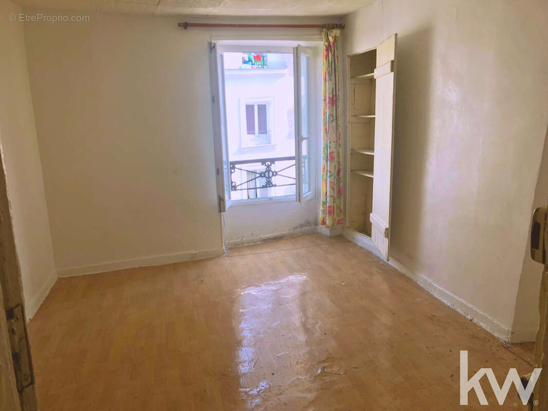 Appartement à PARIS-10E