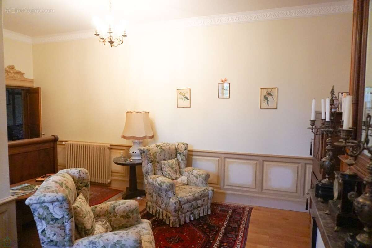 Maison à NONTRON