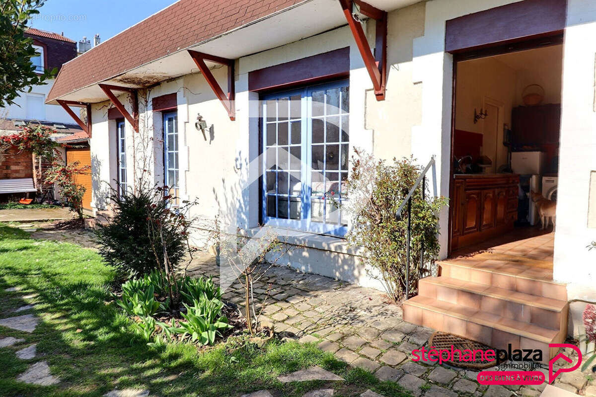 Maison à MAISONS-LAFFITTE