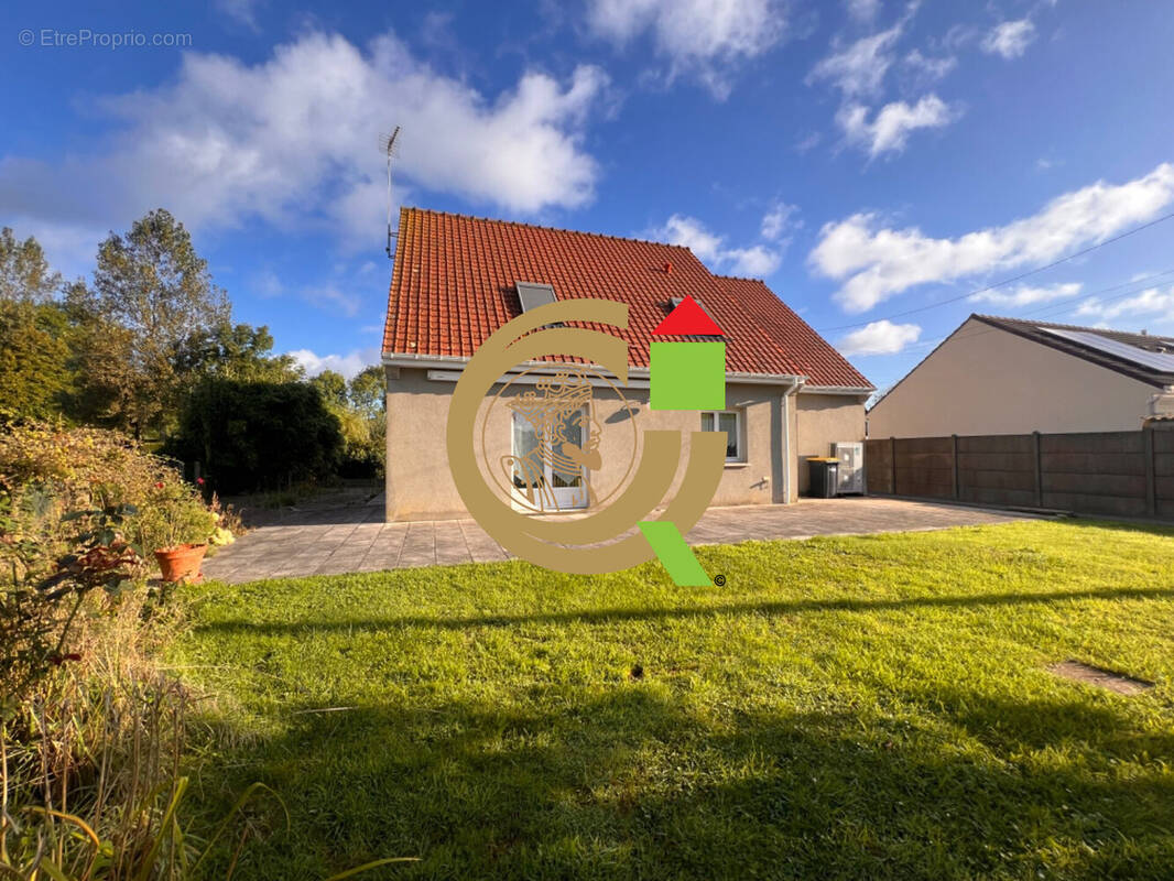 Maison à SORRUS