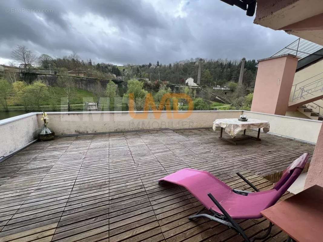 Appartement à AUBIN