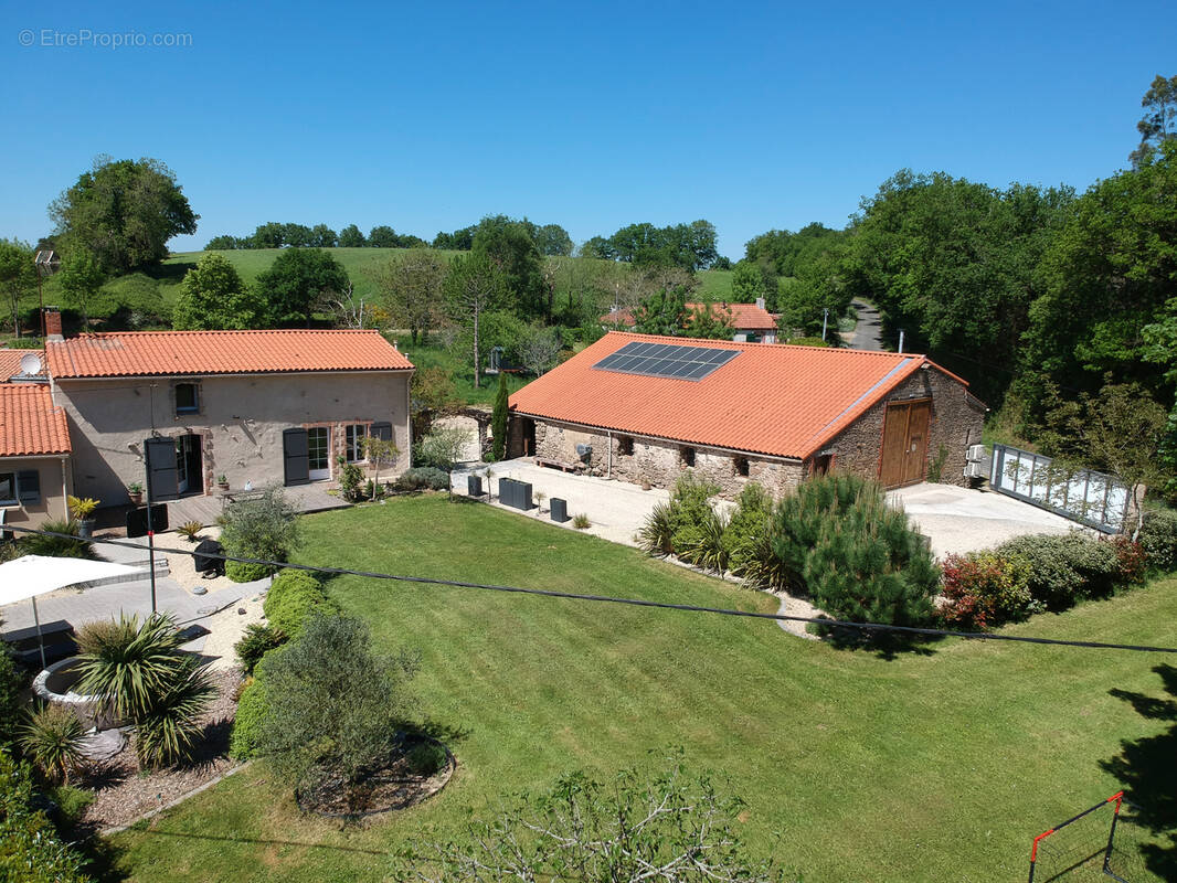Maison à NESMY