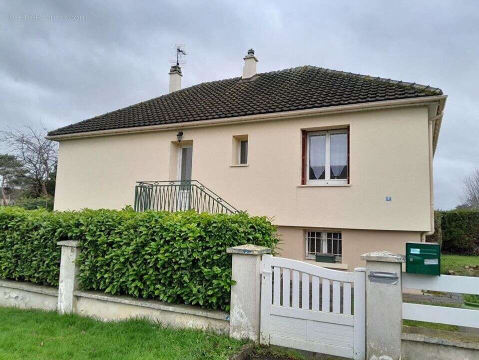 Maison à BLAINVILLE-SUR-ORNE
