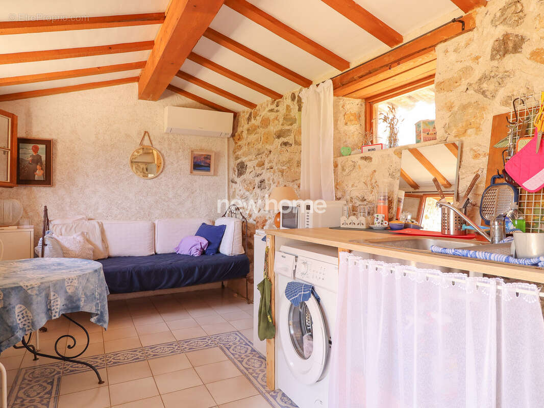 Maison à FAYENCE