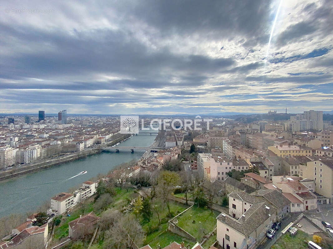 Appartement à LYON-4E