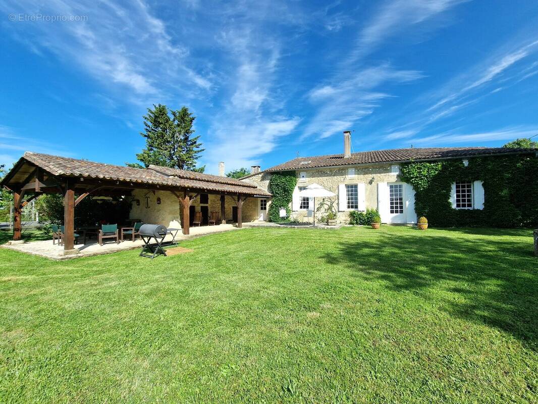 Maison à BLASIMON