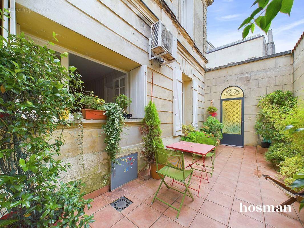 Appartement à BORDEAUX