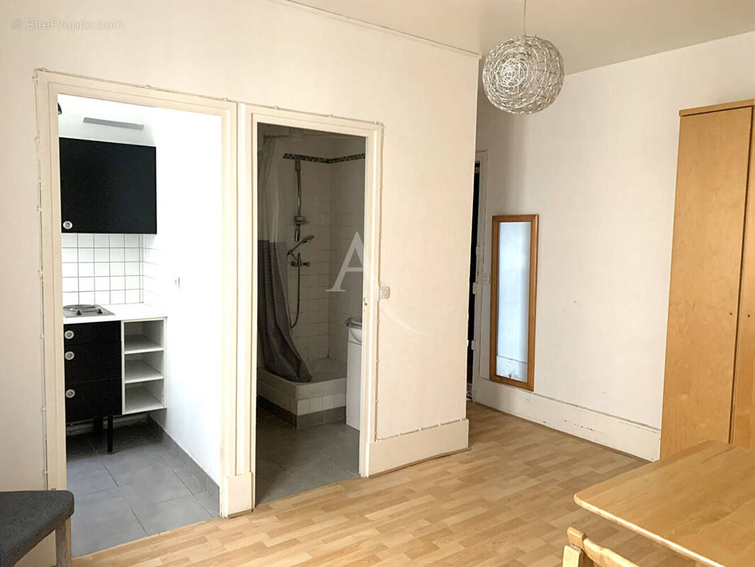 Appartement à PARIS-11E