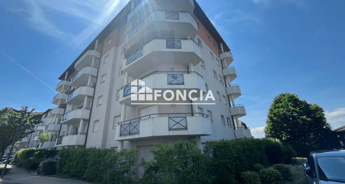 Appartement à AMBILLY