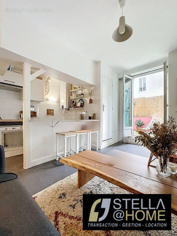 Appartement à PARIS-18E
