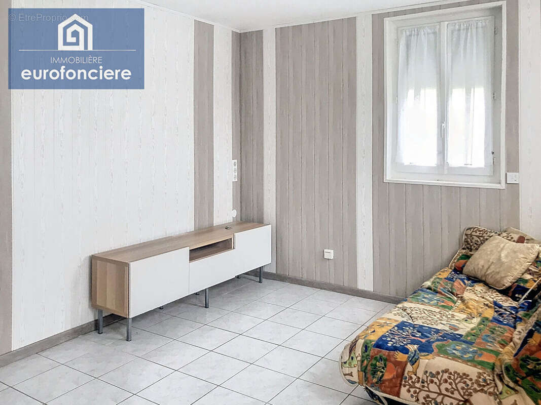Appartement à AIX-EN-OTHE