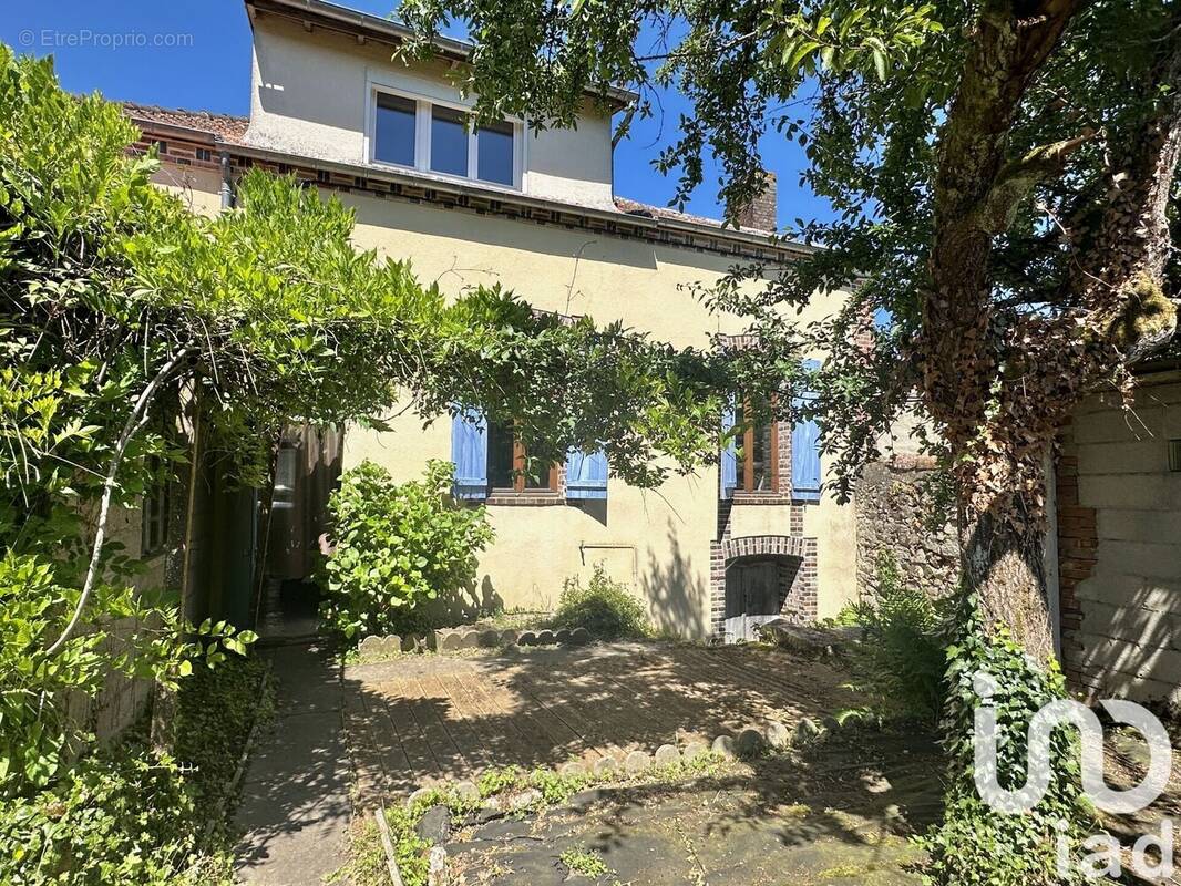 Photo 1 - Maison à SAINT-JULIEN-DU-SAULT