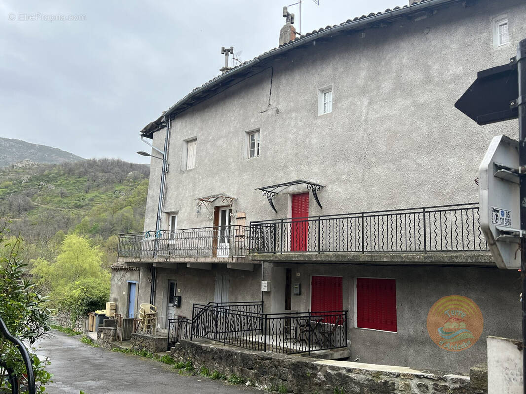Appartement dans une maison de ville proche Lac - Appartement à MONTPEZAT-SOUS-BAUZON