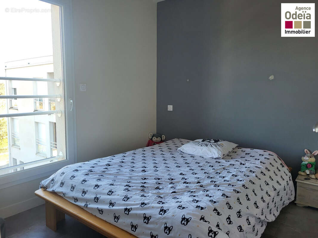 Andernos les Bains - Agence Odeïa Immobilier - Chambre - Appartement à ANDERNOS-LES-BAINS
