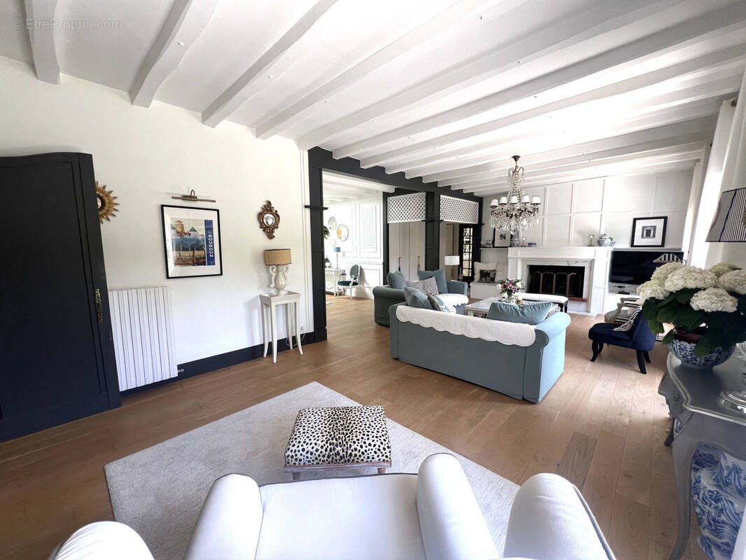 Maison à MERIGNAC