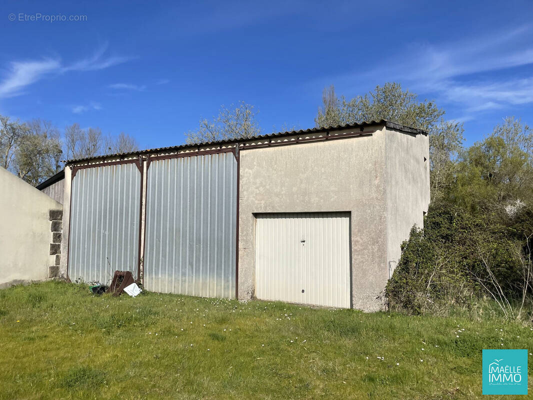 Maison à SAINT-JACUT-DE-LA-MER