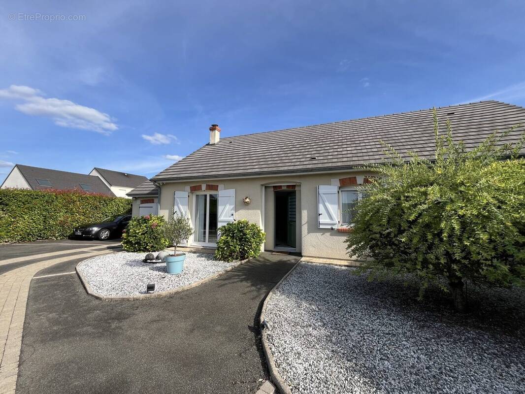 Maison à CHAINGY