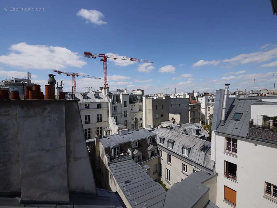 Appartement à PARIS-1E