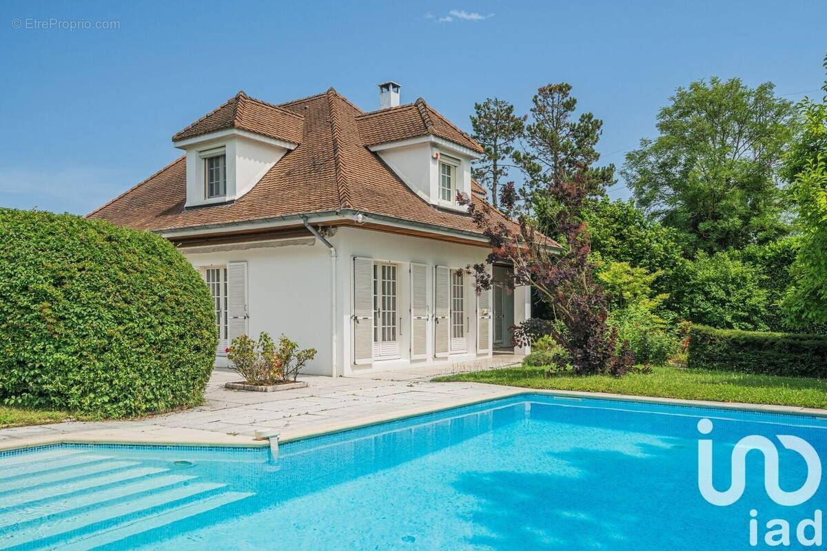 Photo 1 - Maison à SAINT-ISMIER