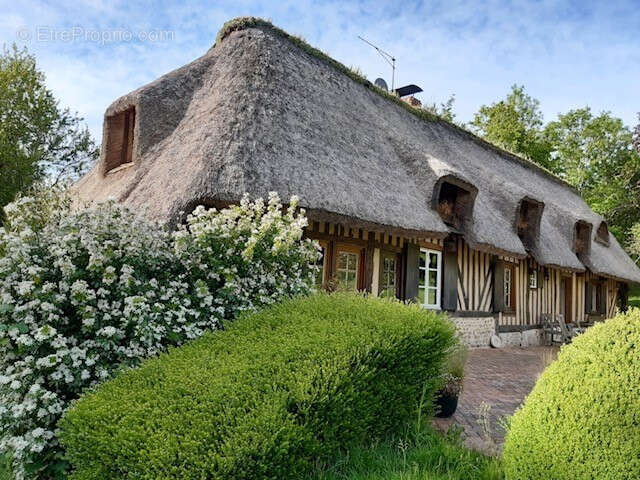 Maison à PONT-L&#039;EVEQUE