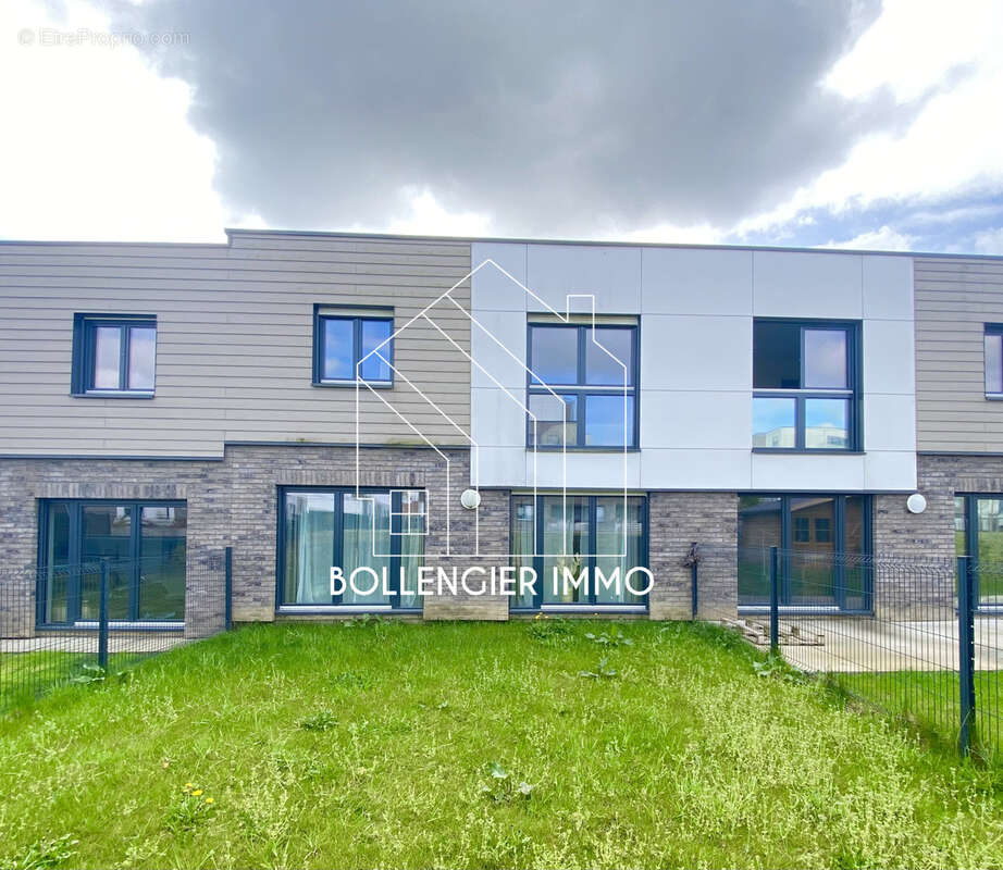 Maison à HAZEBROUCK