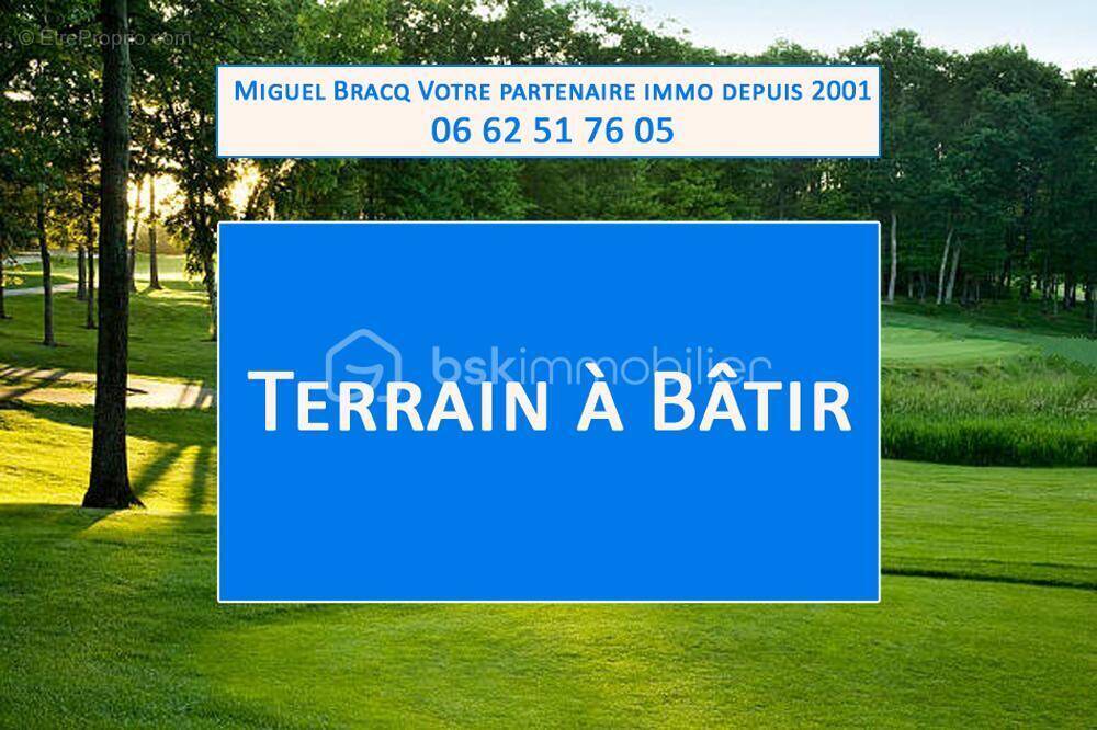 Terrain à BESSAN