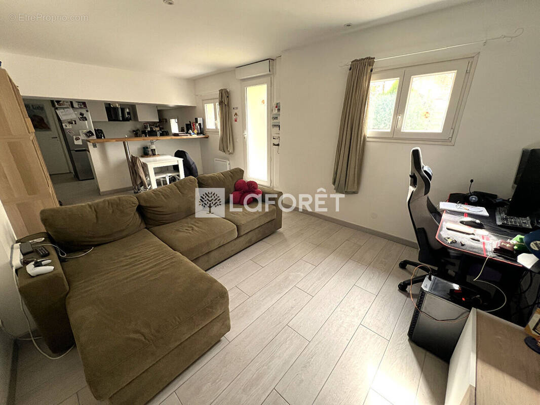 Appartement à LATTES