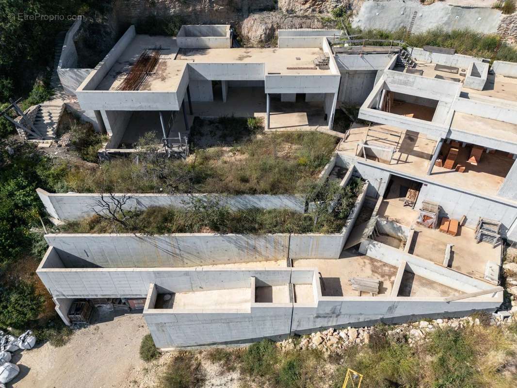 Maison à EZE