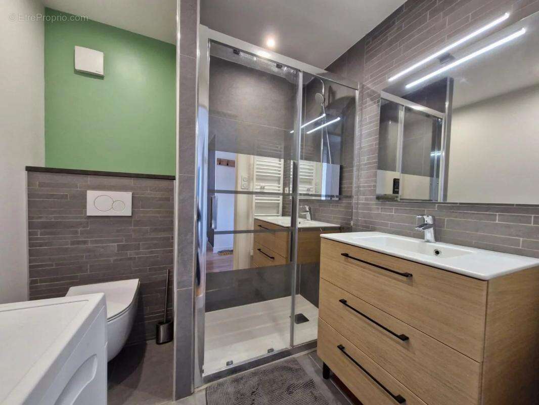 Appartement à AIX-LES-BAINS