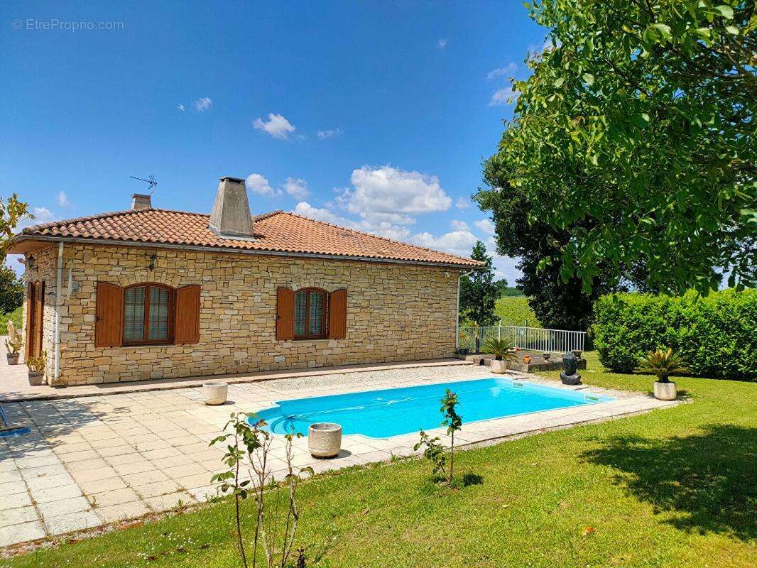 Maison à YVRAC