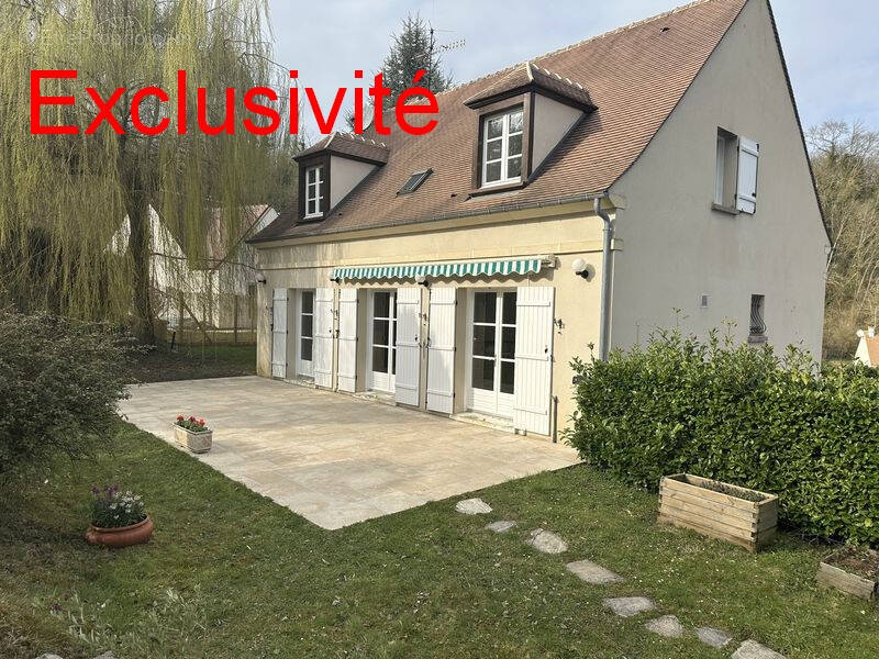 Maison à JAUX