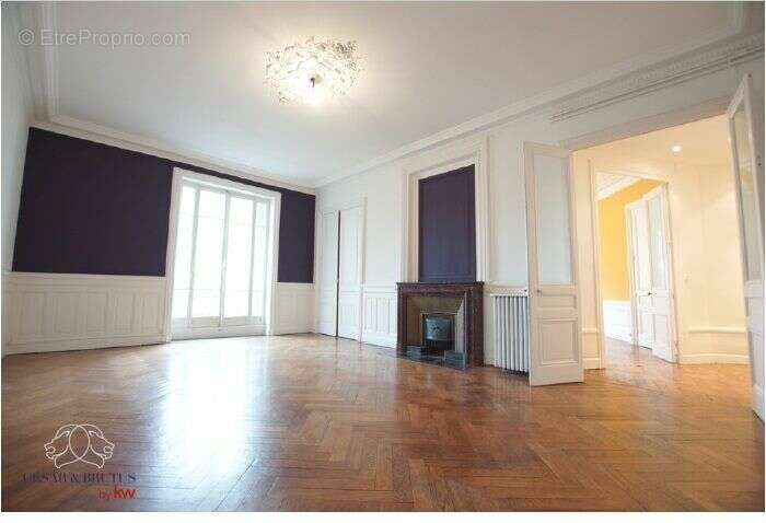 Appartement à LYON-6E