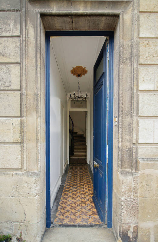 Appartement à BORDEAUX