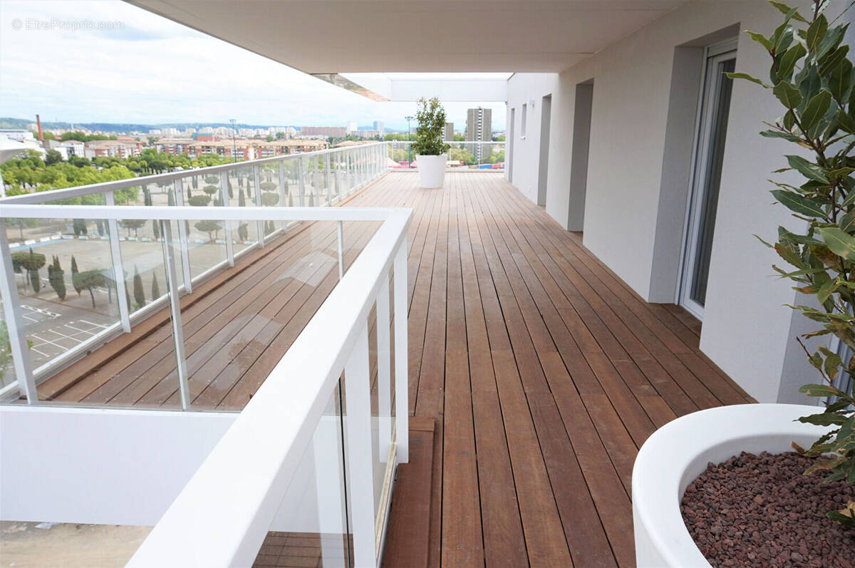 Appartement à COLOMIERS