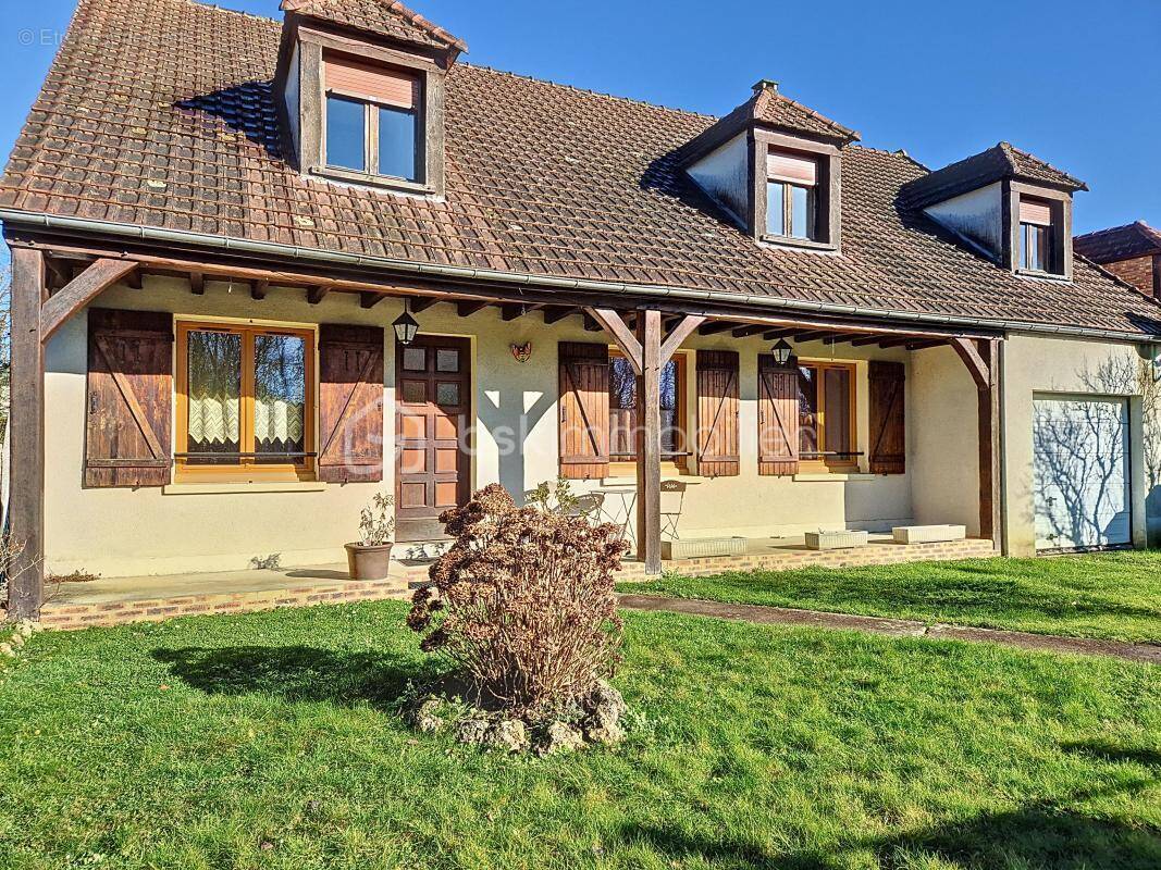 Maison à TOURNAN-EN-BRIE