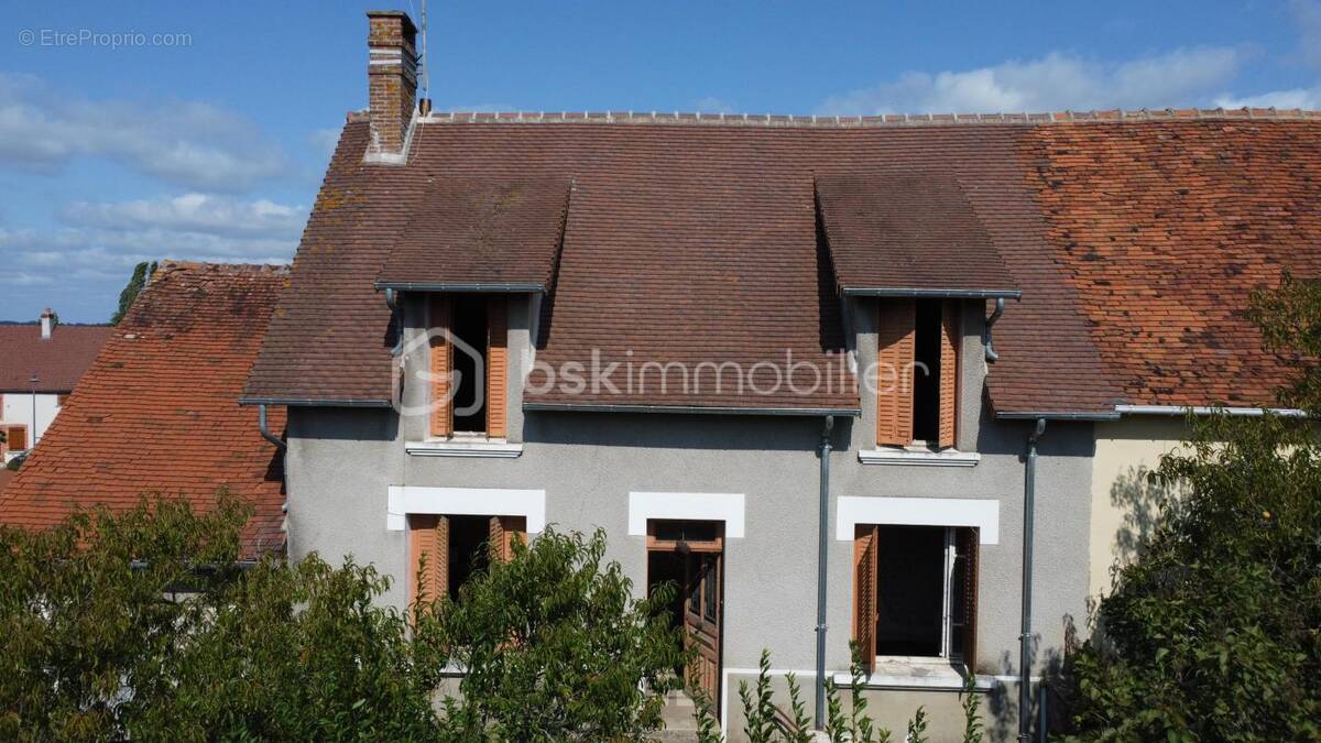 Maison à ARGENTON-SUR-CREUSE