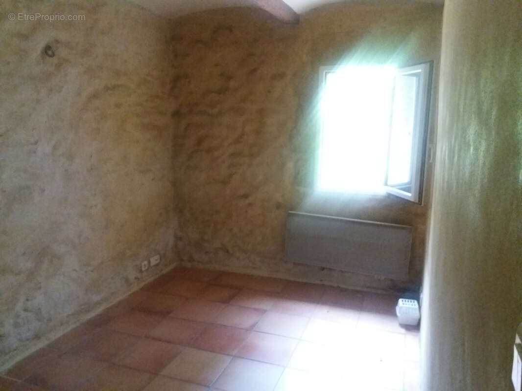 Appartement à AIGUES-VIVES