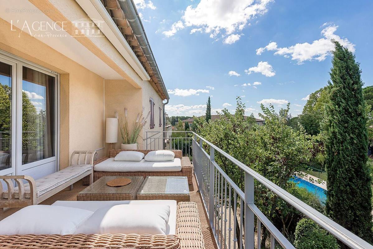 Appartement à AIX-EN-PROVENCE