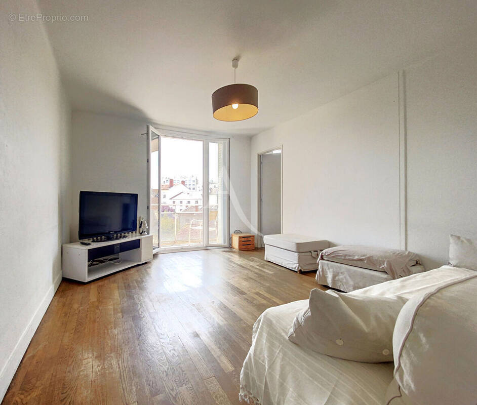 Appartement à LYON-3E