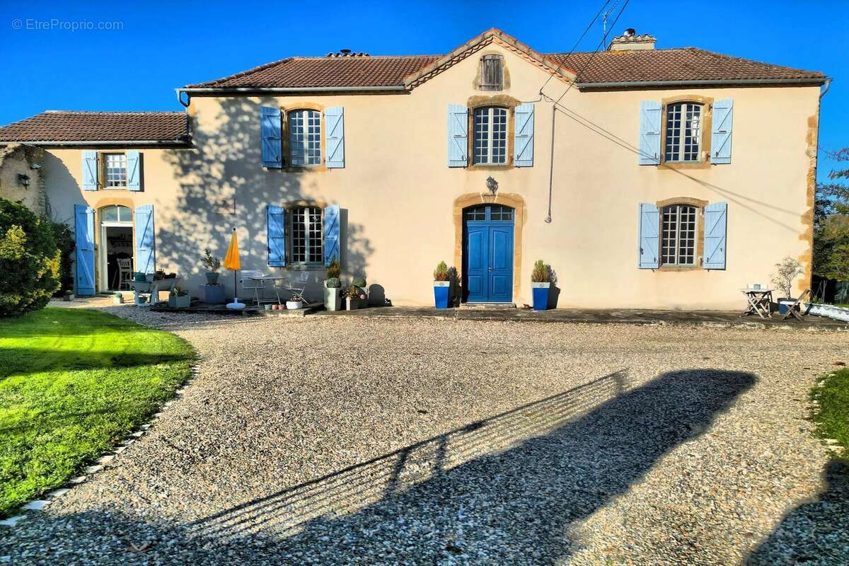 Maison à MADIRAN
