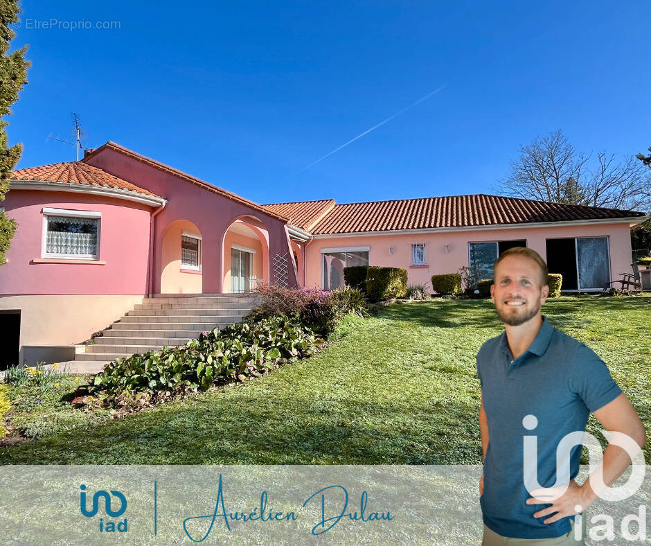 Photo 1 - Maison à MIREBEAU