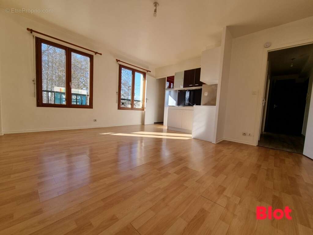 Appartement à PACE
