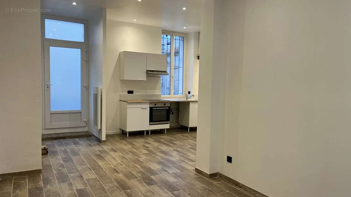 Appartement à PORT-DE-BOUC
